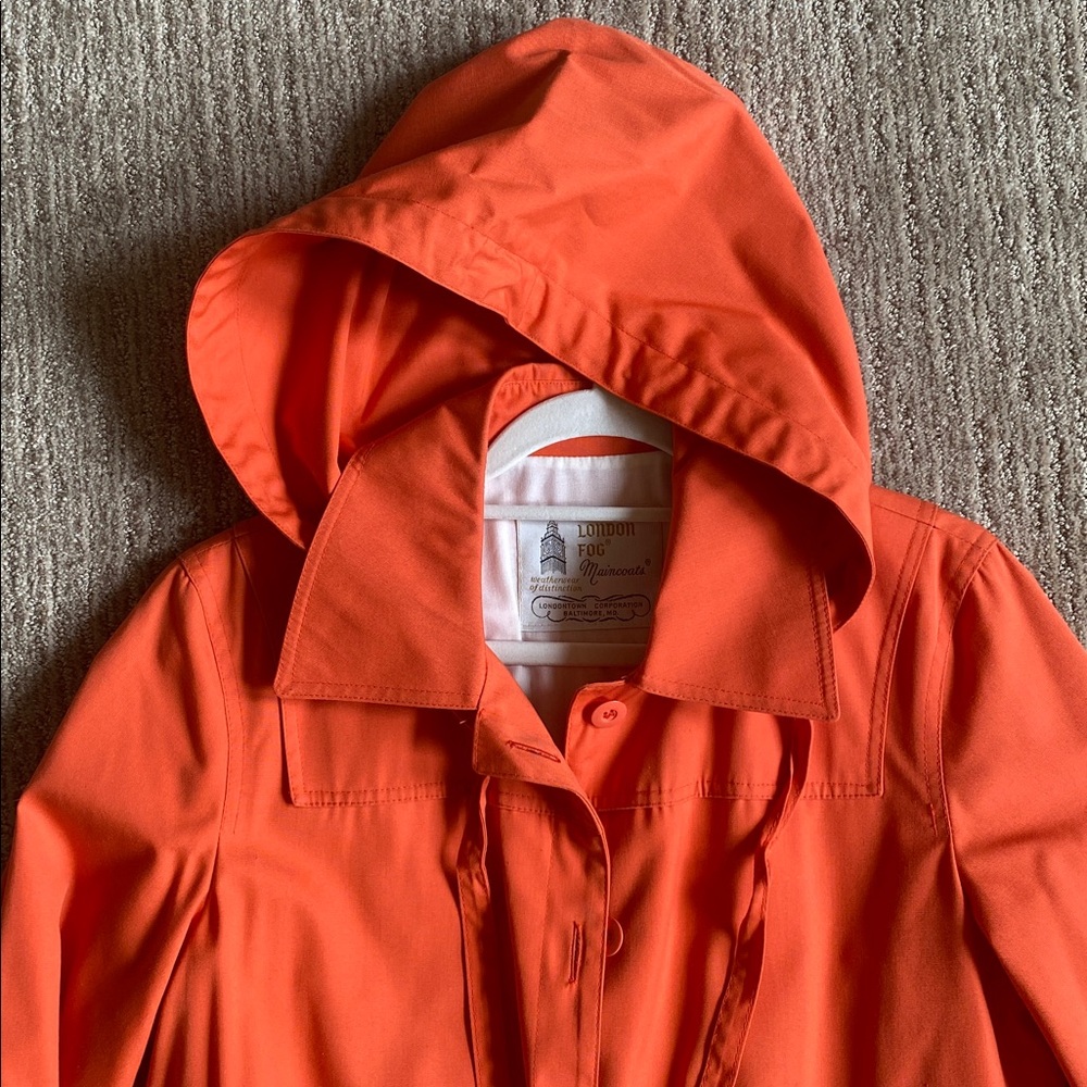 1970s Vintage London Fog Coral Orange Hooded Maincoat Weatherwear Rain Jacket - Picture 2 of 15